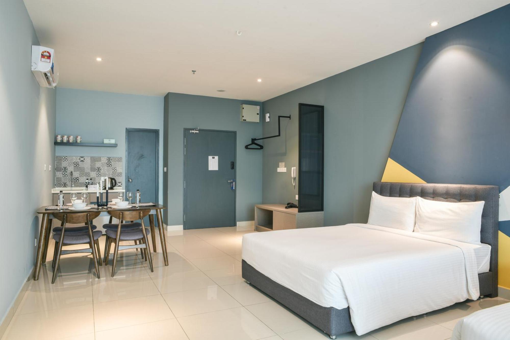Atria Sofo * Petaling Jaya